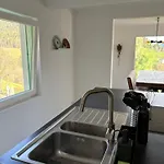 Haus St Peter , Midden In Meren Gebied Karinthie בית נופש *