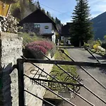 Nyaraló Haus St Peter , Midden In Meren Gebied Karinthie *
