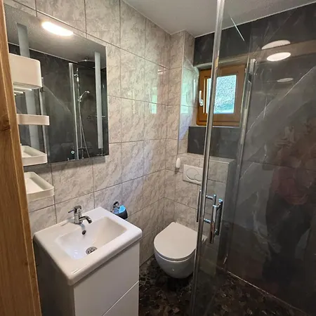 Haus St Peter , Midden In Meren Gebied Van Karinthie * Radenthein