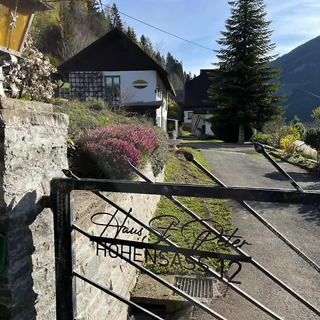Holiday home Haus St Peter , Midden In Merengebied Van Karinthie *